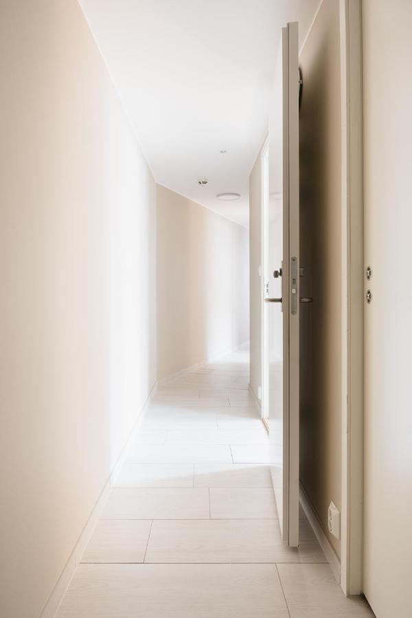 Stay L Urban - Spacious Apartment With Private Terrace Берген Экстерьер фото